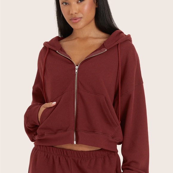 SET Active Tops - Set active Women's lightweight sweats Burgundy Zip-Up Hoodie- trail